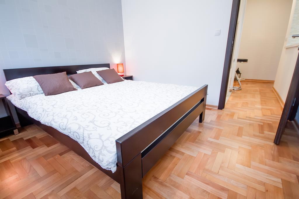 Apartments King Milan, City Center ベオグラード 部屋 写真