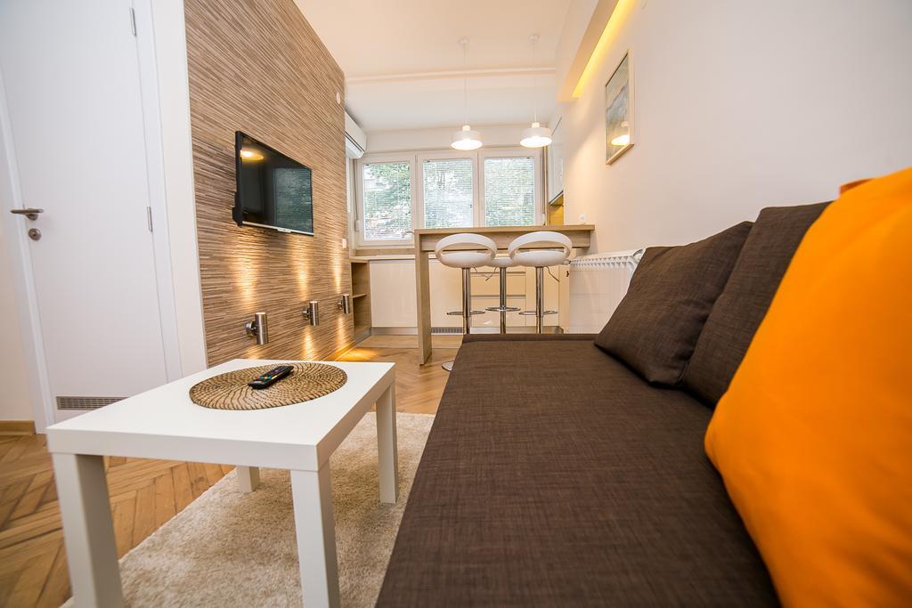 Apartments King Milan, City Center ベオグラード エクステリア 写真