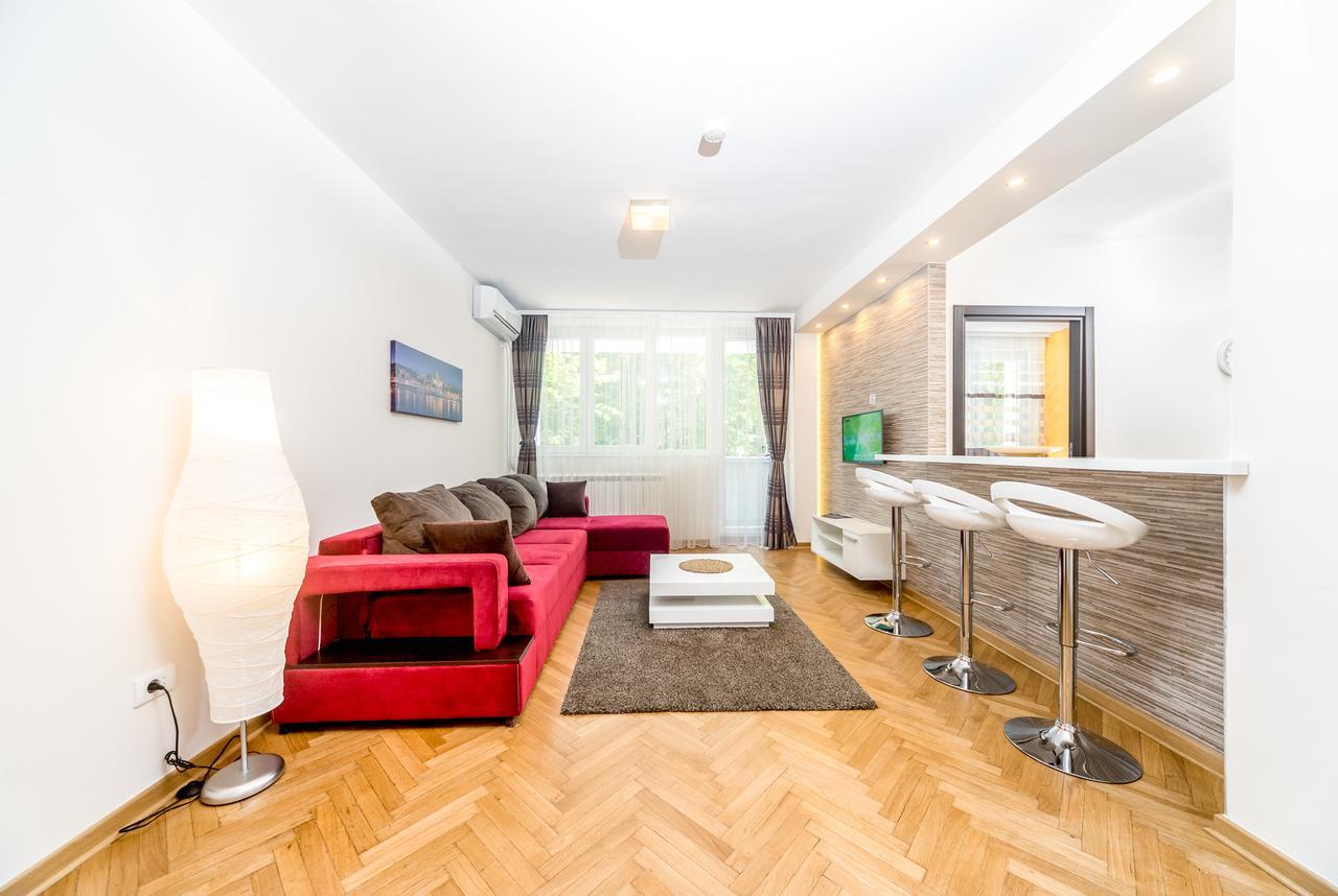 Apartments King Milan, City Center ベオグラード エクステリア 写真
